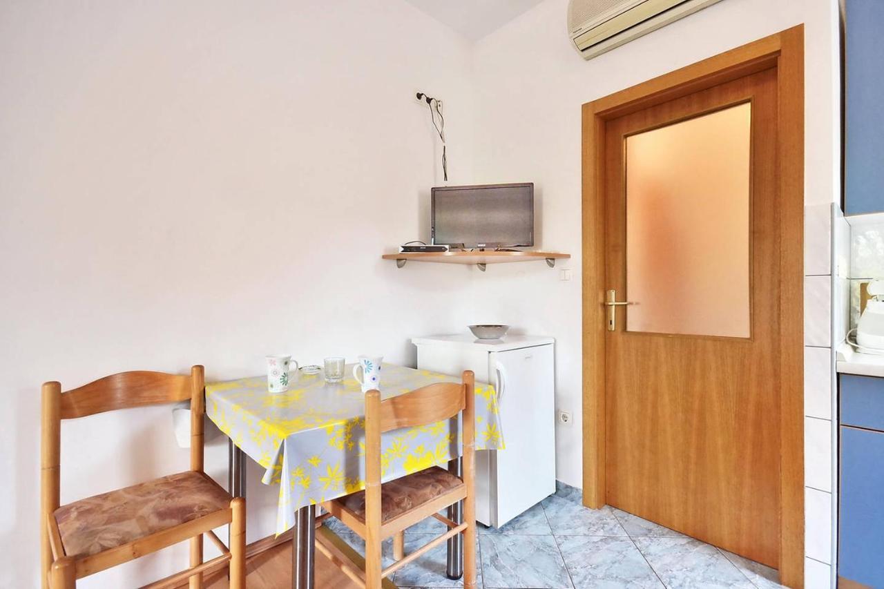 Omis - Michy Apartments Eksteriør bilde