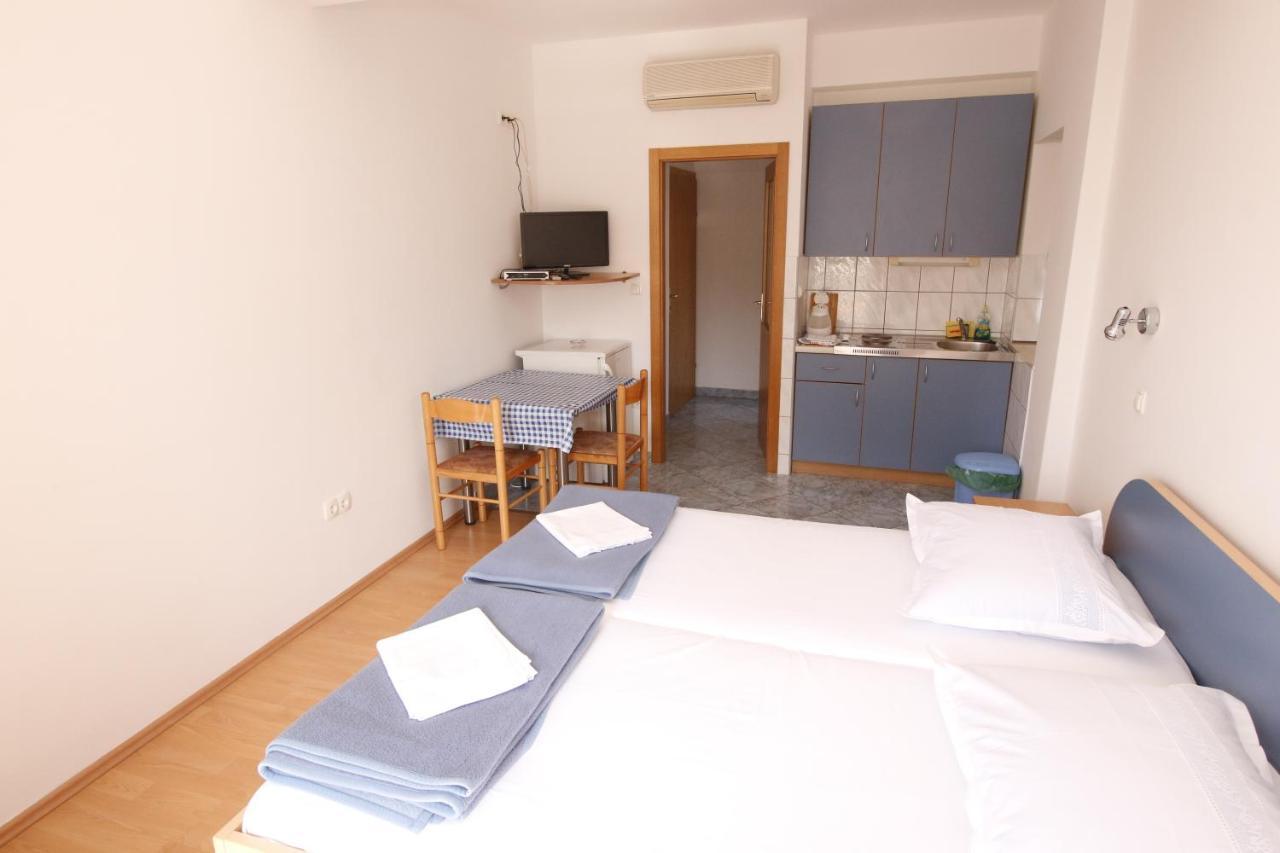 Omis - Michy Apartments Eksteriør bilde