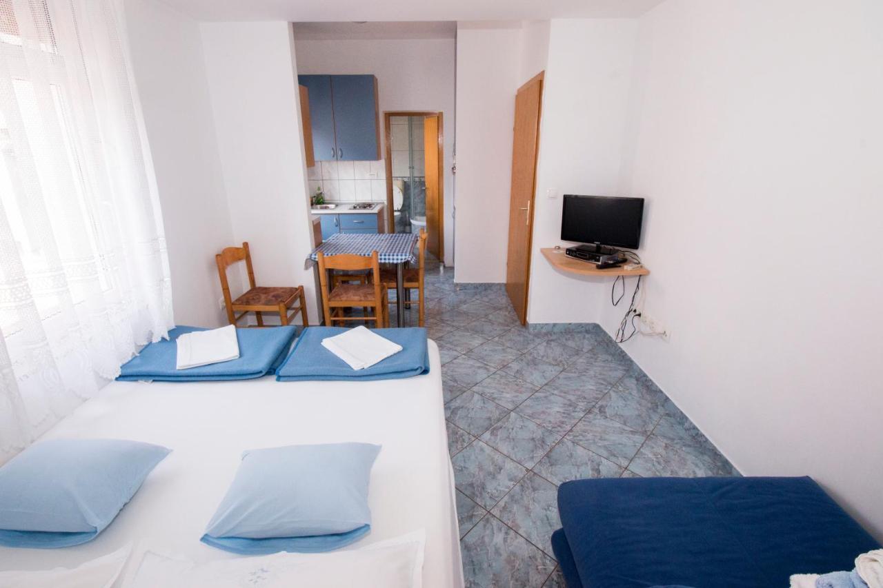 Omis - Michy Apartments Eksteriør bilde