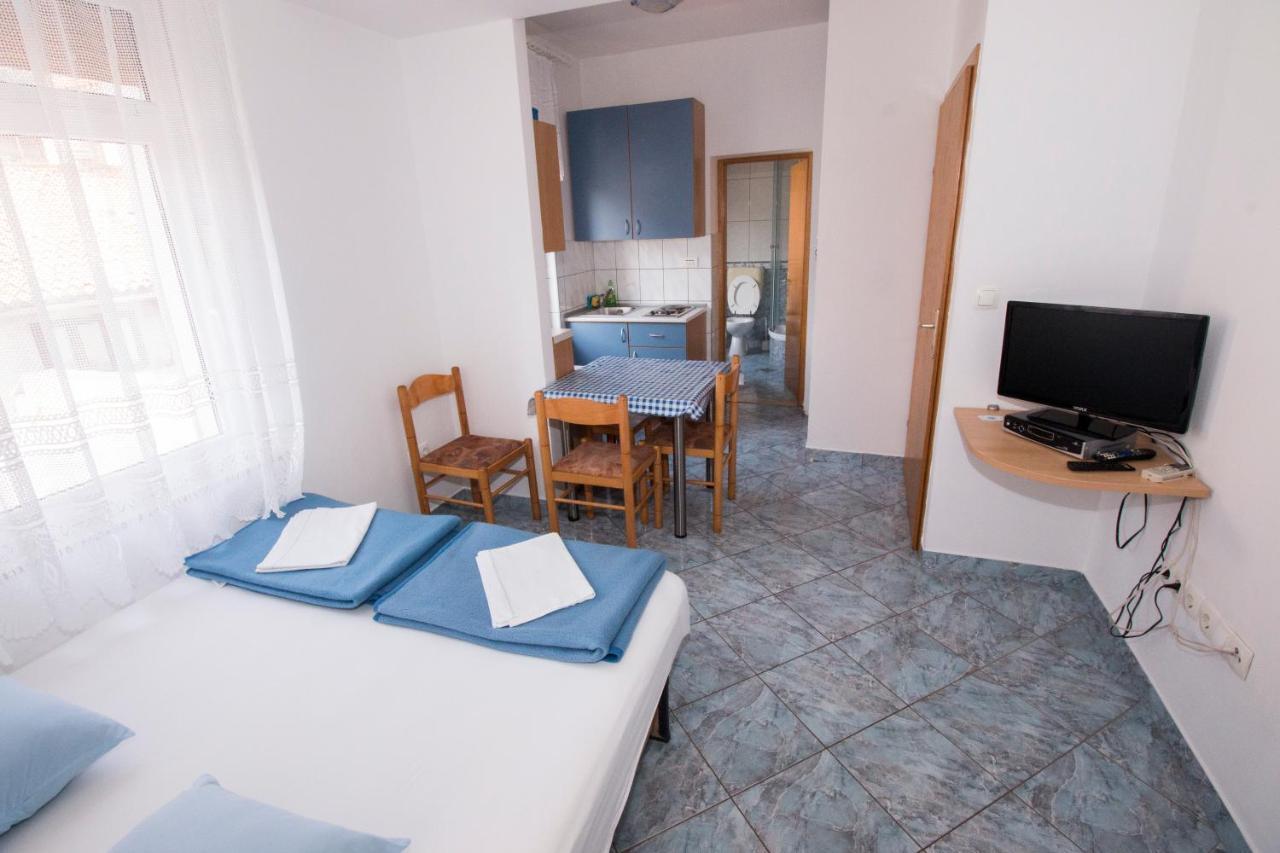 Omis - Michy Apartments Eksteriør bilde